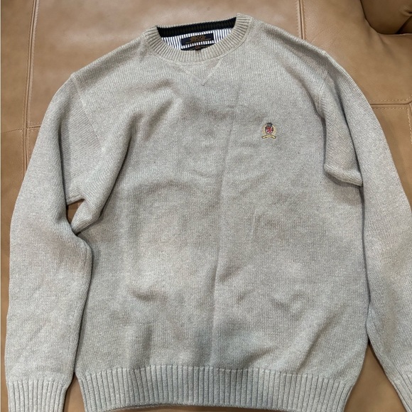 Vintage Tommy Hilfiger Light Gray Sweater - Picture 3 of 5